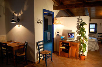 Le Serre & Aparthotel 4*